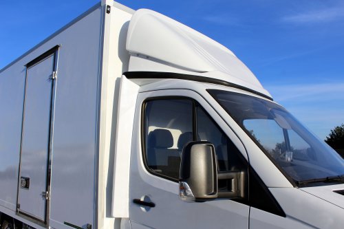 AG Zabudowy - Realizacje - Mercedes Sprinter - kontener piekarniczy