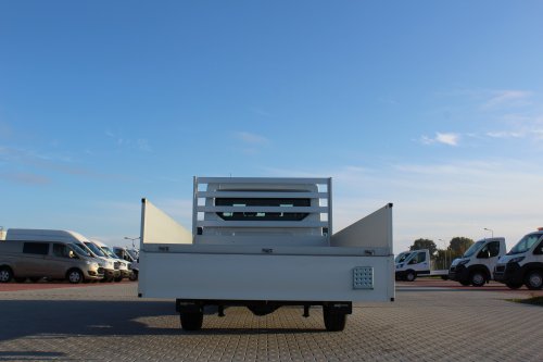 AG Zabudowy - Realizacje - Ford Transit DCAB - skrzynia