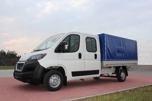AG Zabudowy - Realizacje - Peugeot Boxer - skrzynia z plandeką