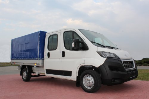 AG Zabudowy - Realizacje - Peugeot Boxer - skrzynia z plandeką