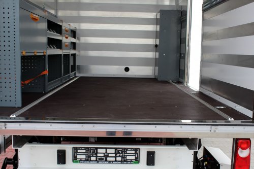 AG Zabudowy - Realizacje - Peugeot Boxer DCAB - kontener z zabudową serwisową