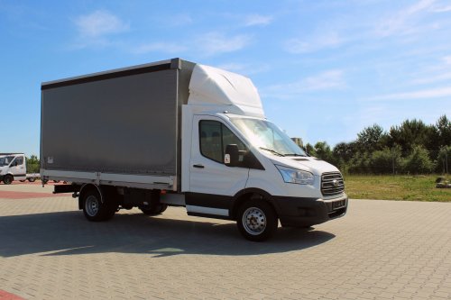 AG Zabudowy - Realizacje - Ford Transit - skrzynia z plandeką