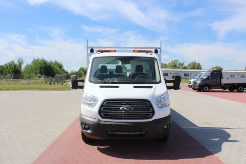 AG Zabudowy - Realizacje - Ford Transit - skrzynia