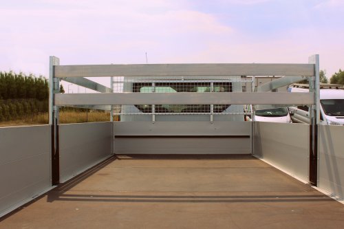 AG Zabudowy - Realizacje - Ford Transit - skrzynia