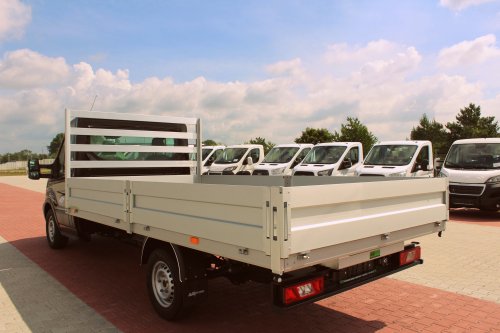 AG Zabudowy - Realizacje - Ford Transit - skrzynia