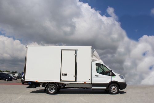 AG Zabudowy - Realizacje - Ford Transit - kontener z windą