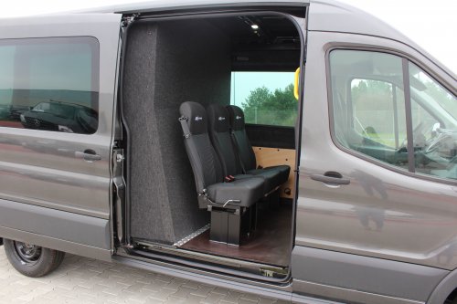 AG Zabudowy - Realizacje - Ford Transit - brygadówka