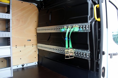 AG Zabudowy - Realizacje - Ford Transit - zabudowa serwisowa