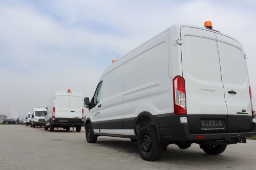AG Zabudowy - Realizacje - Ford Transit - zabudowa serwisowa