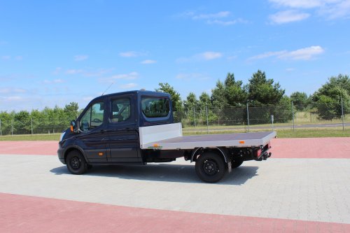 AG Zabudowy - Realizacje - Ford Transit - platforma