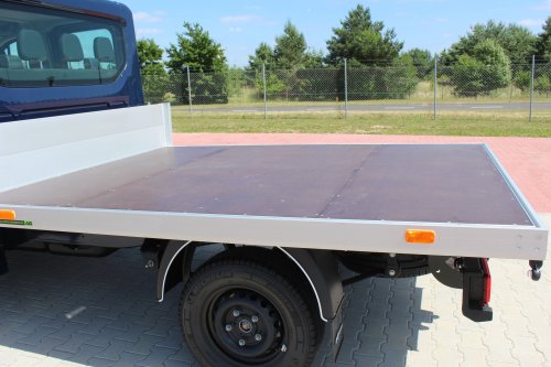 AG Zabudowy - Realizacje - Ford Transit - platforma