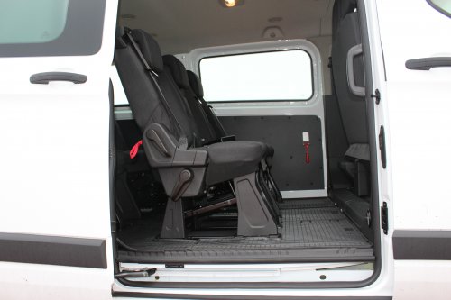 AG Zabudowy - Realizacje - Ford Custom - zabudowa dla os. niepełnosprawnych