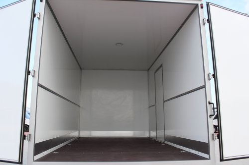 AG Zabudowy - Realizacje - Mercedes Sprinter - kontener z drabinką