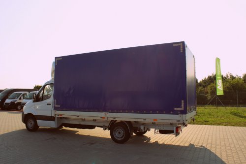 AG Zabudowy - Realizacje - Mercedes Sprinter - skrzynia z plandeką