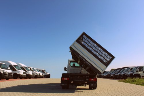 AG Zabudowy - Realizacje - Ford Transit - wywrotka