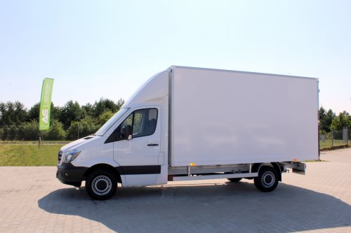 AG Zabudowy - Realizacja  Mercedes Sprinter - kontener