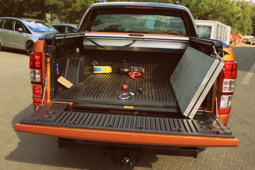 AG Zabudowy - Realizacje - Ford Ranger - z wyciągarką