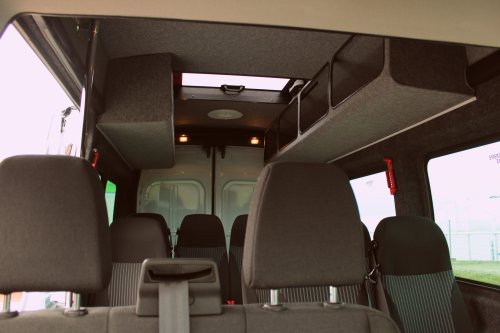 AG Zabudowy - Realizacje - Ford Transit - autobus 11-os