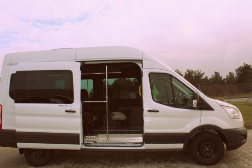 AG Zabudowy - Realizacje - Ford Transit - autobus 11-os