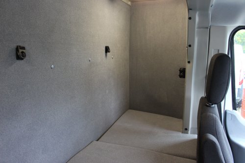 AG Zabudowy - Realizacje - Ford Transit - międzynarodówka