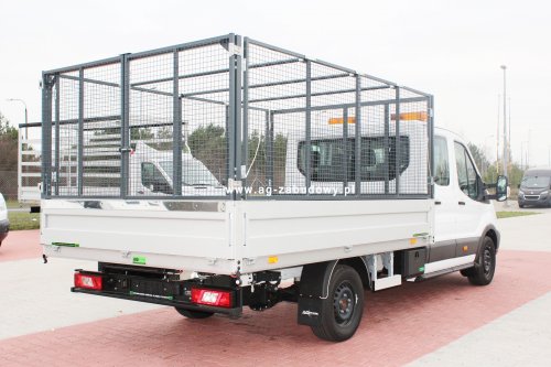 AG Zabudowy - Realizacje - Ford Transit - Skrzynia z nadstawkami z siatki do przewozu liści