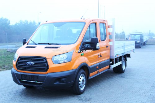 AG Zabudowy - Realizacje - Ford Transit - Skrzynia z niesymetrycznie dzielonymi burtami