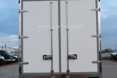 AG Zabudowy - Realizacje - Mercedes Sprinter - zabudowa chłodnicza