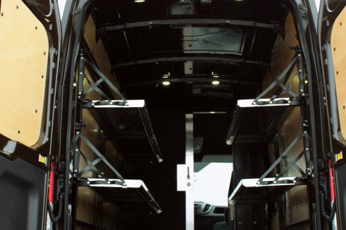 AG Zabudowy - Realizacja  Ford Transit - zabudowa kurierska