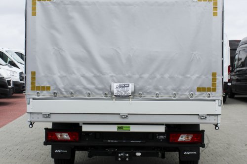 AG Zabudowy - Realizacje - Ford Transit - d/cab skrzynia z plandeką i skrzynią narzędziową w środku