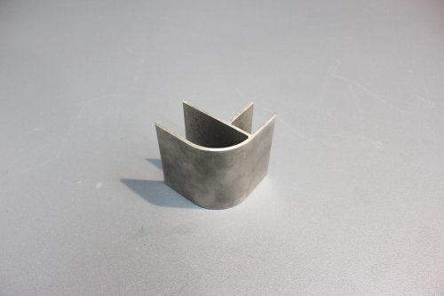 AG Zabudowy - ŁUK ANTYROWEROWY ALUMINIUM